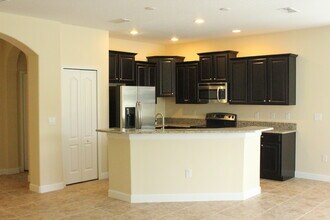 15460 Fort Clatsop Crescent in Winter Garden, FL - Building Photo - Building Photo