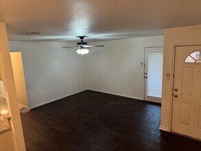 203 San Angelo Ave in Benbrook, TX - Building Photo - Building Photo