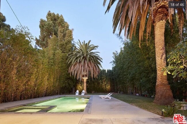 property at 4430 Lindblade Dr