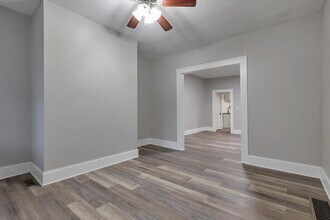 293-295-295 E Woodrow Ave in Columbus, OH - Building Photo - Building Photo