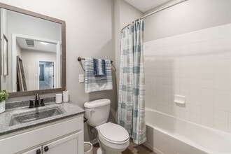 Residences of Gahanna in Gahanna, OH - Foto de edificio - Building Photo