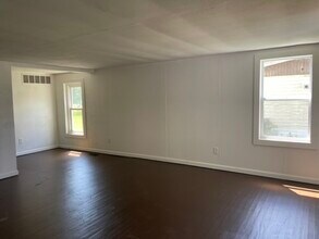 112 Wine St in Modoc, IN - Building Photo - Building Photo