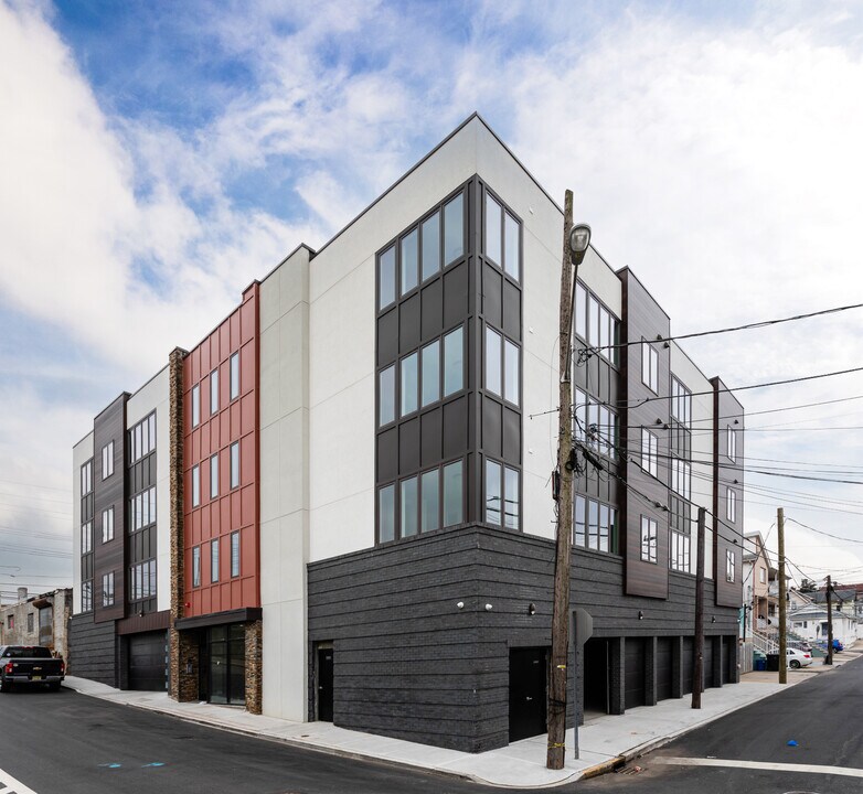 4810 Aschoff Pl in North Bergen, NJ - Foto de edificio