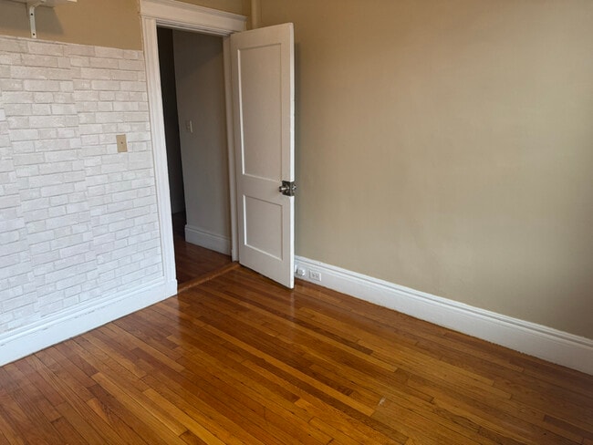 1657 Commonwealth Ave in Boston, MA - Building Photo - Building Photo