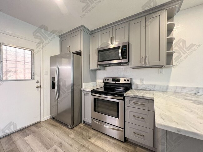 property at 98-1363 Nola St