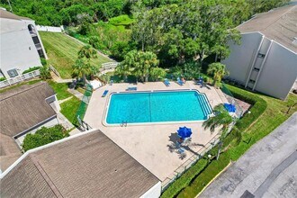 2625 FL-590 in Clearwater, FL - Foto de edificio - Building Photo