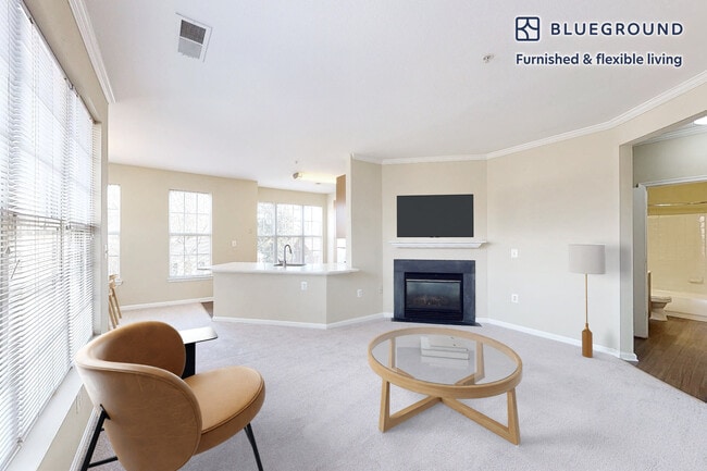 2350 26th Ct S in Arlington, VA - Building Photo - Building Photo