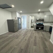 260 Wyckoff Ave, Unit 2R in Brooklyn, NY - Building Photo