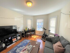 10 Chandler St, Unit 1 in Somerville, MA - Building Photo - Building Photo
