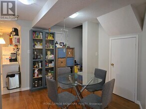 8 St Eugene St in Brampton, ON - Building Photo - Building Photo