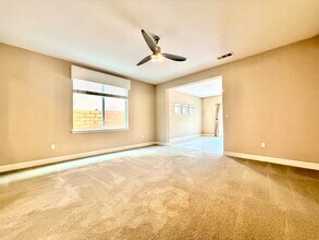 7107 Oswego Ct in Moorpark, CA - Building Photo - Building Photo