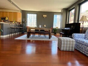 311 Washington St in Jersey City, NJ - Building Photo - Building Photo