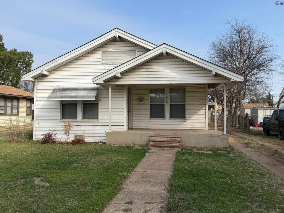 1656 McGregor Ave in Wichita Falls, TX - Building Photo