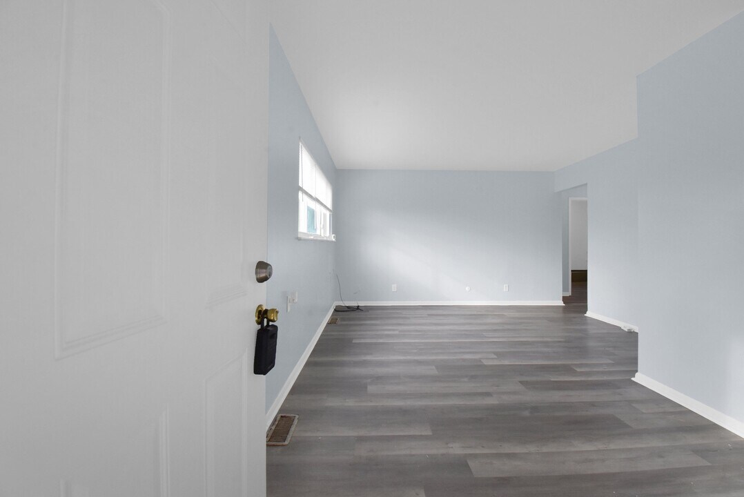 849 Wellington Blvd, Unit 849 in Columbus, OH - Building Photo