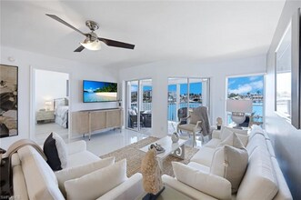 991 N Barfield Dr in Marco Island, FL - Building Photo - Building Photo