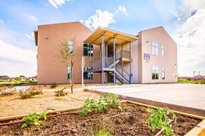 1105 Don Camilo Blvd, Unit 5 in Laredo, TX - Building Photo