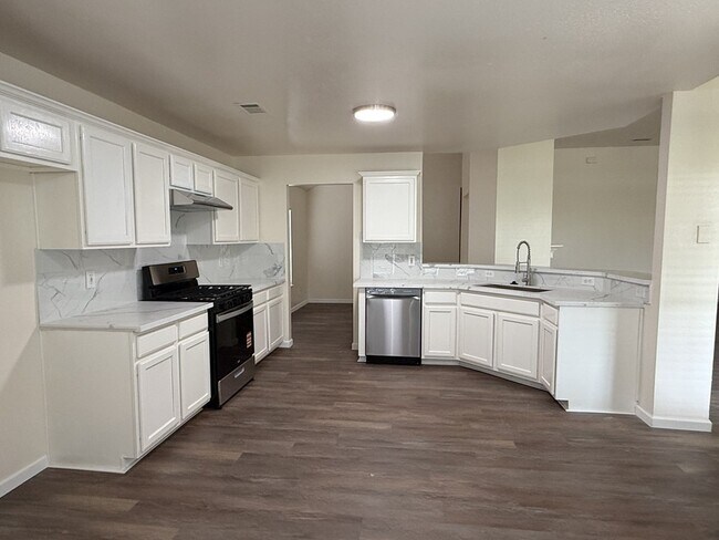 10514 Encino Pass Trail in Houston, TX - Building Photo - Building Photo