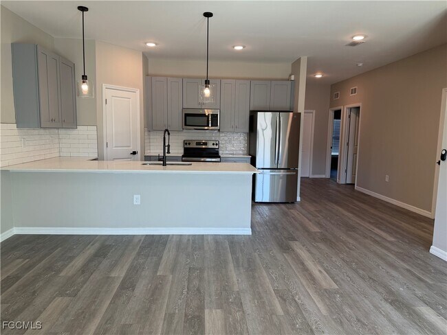 property at 5205-5207 30th St SW