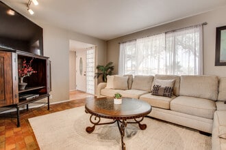 9530 E Baker St in Tucson, AZ - Foto de edificio - Building Photo