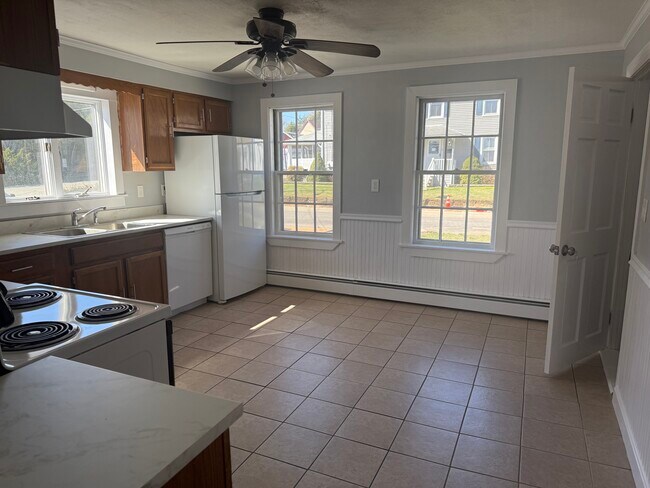 2 Mill St, Unit #2 in Dudley, MA - Building Photo - Building Photo