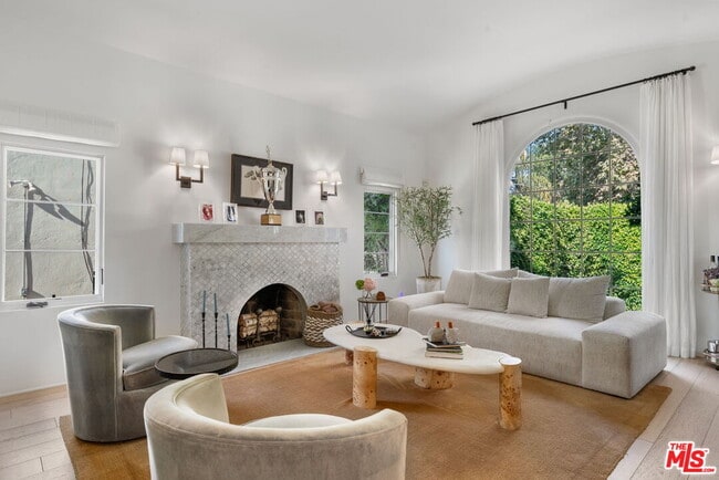 property at 441 Flores St