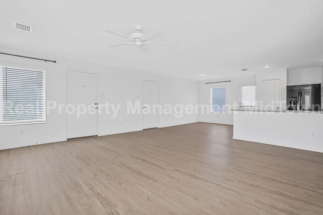 1516 Mahogany Ln in Fort Worth, TX - Building Photo - Building Photo