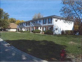 600 Meadowood Ln in Wilmington, IL - Building Photo