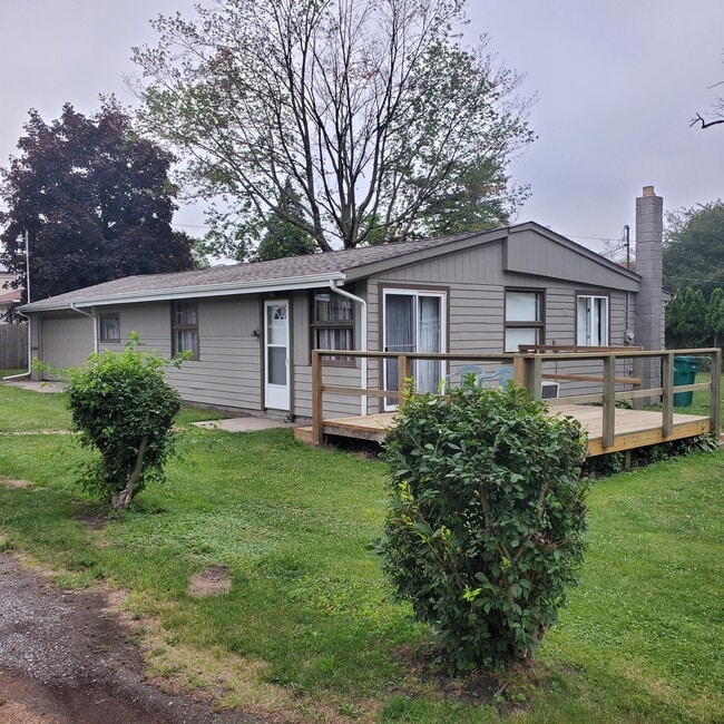 property at 4136 W Ridge Rd