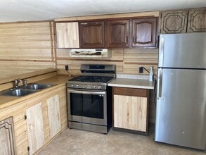 2500 W 24th St in Kearney, NE - Foto de edificio - Building Photo