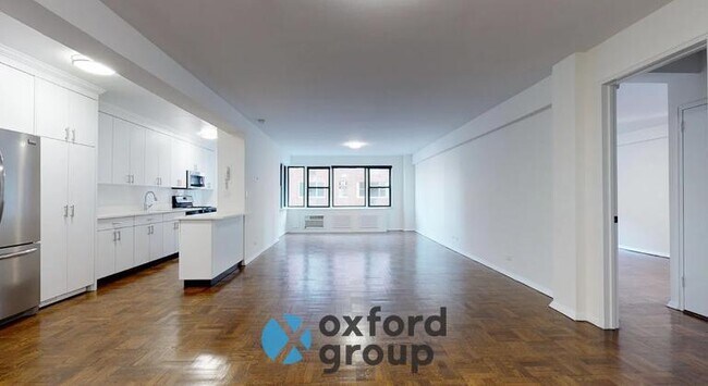 19 Beekman Pl in New York, NY - Building Photo - Building Photo