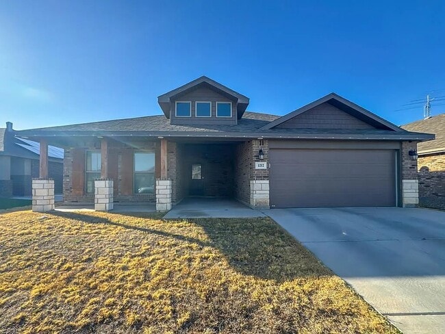 property at 1212 Ash St