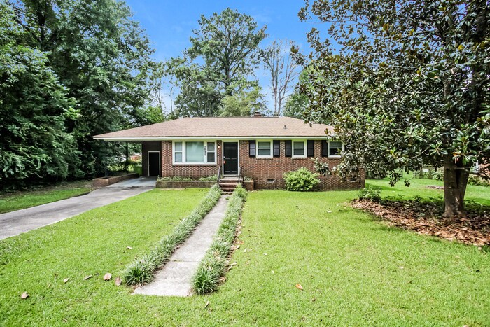 7812 Burdell Dr in Columbia, SC - Building Photo