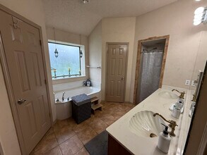 6305 Courtside Dr in Watauga, TX - Building Photo - Building Photo