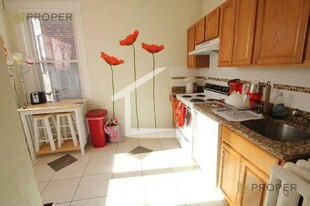 18 Euston St, Unit 4 in Brookline, MA - Building Photo