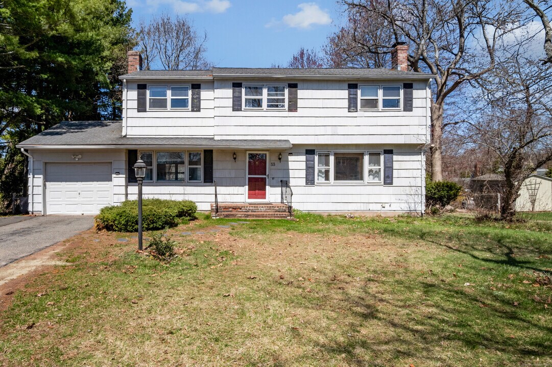 33 Princeton Ln in Glastonbury, CT - Building Photo