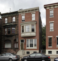 2125 Spring Garden Street in Philadelphia, PA - Foto de edificio - Building Photo