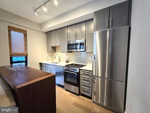 1320 Fenwick Ln in Silver Spring, MD - Building Photo - Building Photo