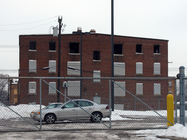 18036 Schoenherr St in Detroit, MI - Foto de edificio - Building Photo
