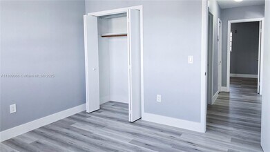 45 W 23rd St in Hialeah, FL - Building Photo - Building Photo