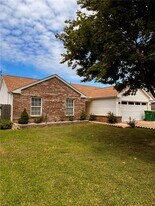 659 Frances Dr in Centerton, AR - Building Photo