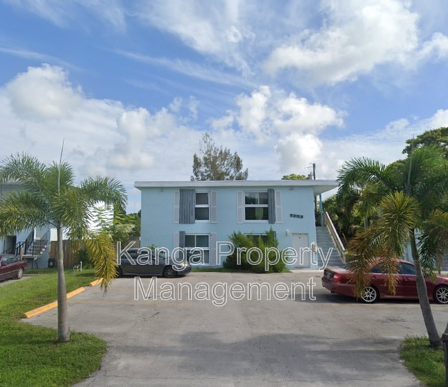 property at 3204 Louisiana Ave