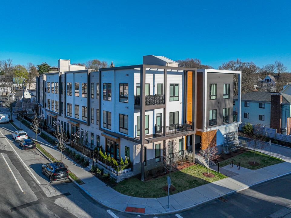 101 N Beacon St in Watertown, MA - Building Photo