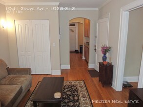 1941 Grove Ave-Unit -1925-212 in Berwyn, IL - Foto de edificio - Building Photo