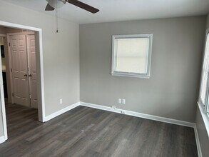 2326 Waterbury St in Winston-Salem, NC - Building Photo - Building Photo