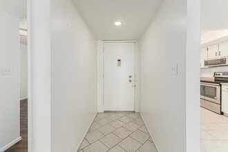 10828 N Biltmore Dr in Phoenix, AZ - Building Photo - Building Photo