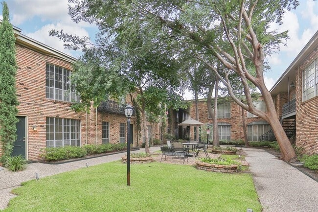 property at 2503 McCue Rd