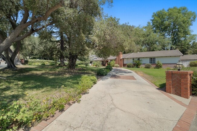 property at 5040 Gould Ave