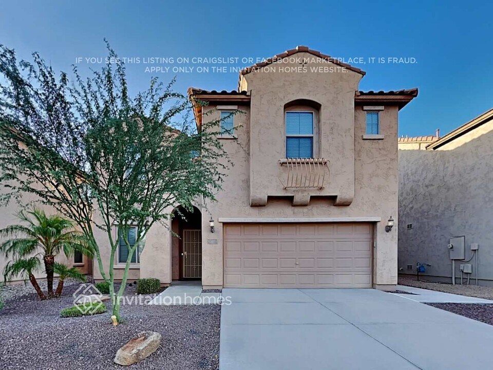 11058 E Sentiero Ave in Mesa, AZ - Foto de edificio