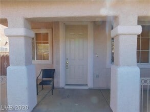 195 Regal Sunset Ave in Henderson, NV - Building Photo - Building Photo