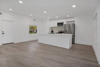 4201 Mizell St in Orlando, FL - Building Photo - Building Photo